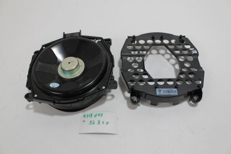 HIFI System Lautsprecher Zentralbass rechts