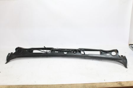 Blende Abdeckung Windlauf