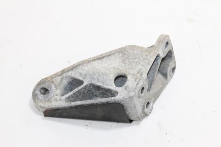 Motorhalter Motorträger rechts