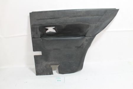 Türverkleidung hinten rechts schwarz mit Chromleiste