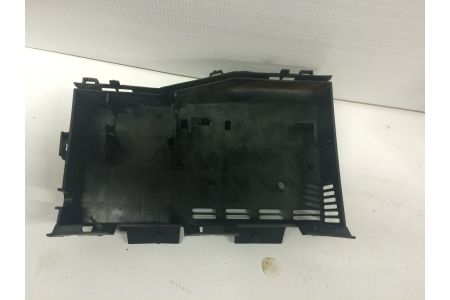 Verkleidung Abdeckung Halter Anhängermodul Geräteträgerkasten