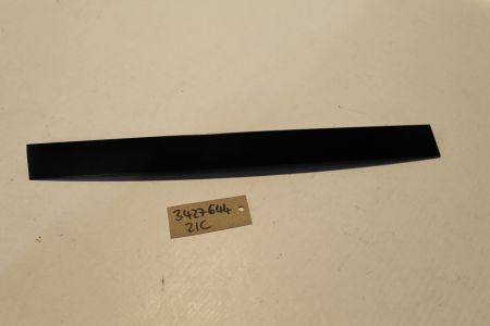 Blende Seitenscheibe C-Säule Tür hinten rechts