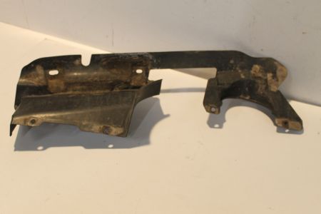 Abdeckung Lenkgetriebe unten rechts