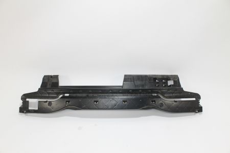 Führung Mitte hinten Stoßstangenhalter 