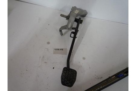 Lagerbock Fußhebelwerk + Bremspedal Bremse