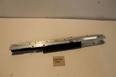 Halter Entlüftungsgitter rechts