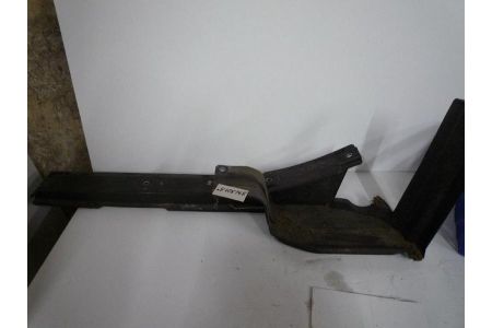 Unterfahrschutz Tank rechts Unterbodenverkleidung