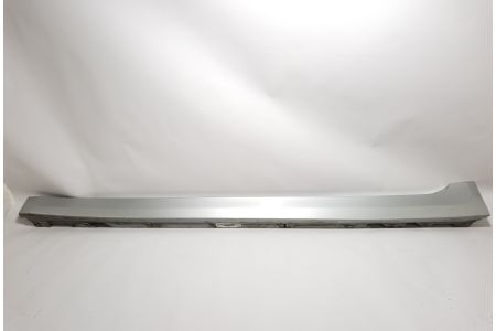 Schweller links Seitenschweller glaciersilber met.