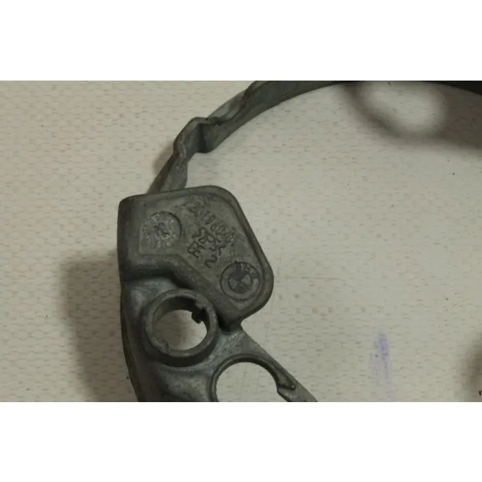 Haltering hinten Emblem
