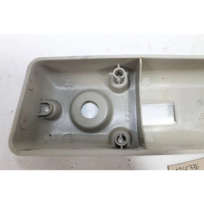 Abdeckung Verkleidung Blende innen für Rückleuchte rechts